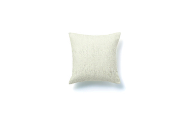 <p>クッションカバー／生成&times;グレー<br>43&times;43cm用　税込3500円</p>