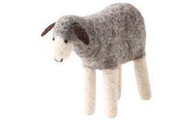 <p>ウールフェルト動物ひつじ<br>（大）税込1600円<br>（小）税込800円</p>